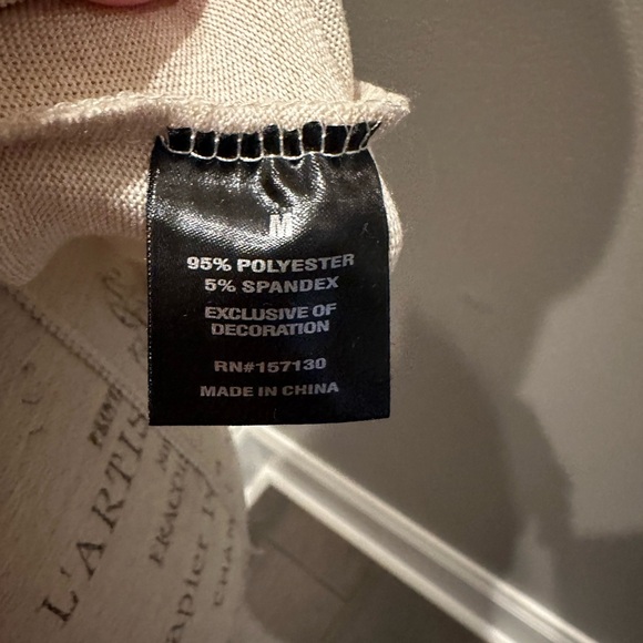 EUC Love & Lace Blush Velour Top w/Rose Gold Flowers - Picture 6 of 6